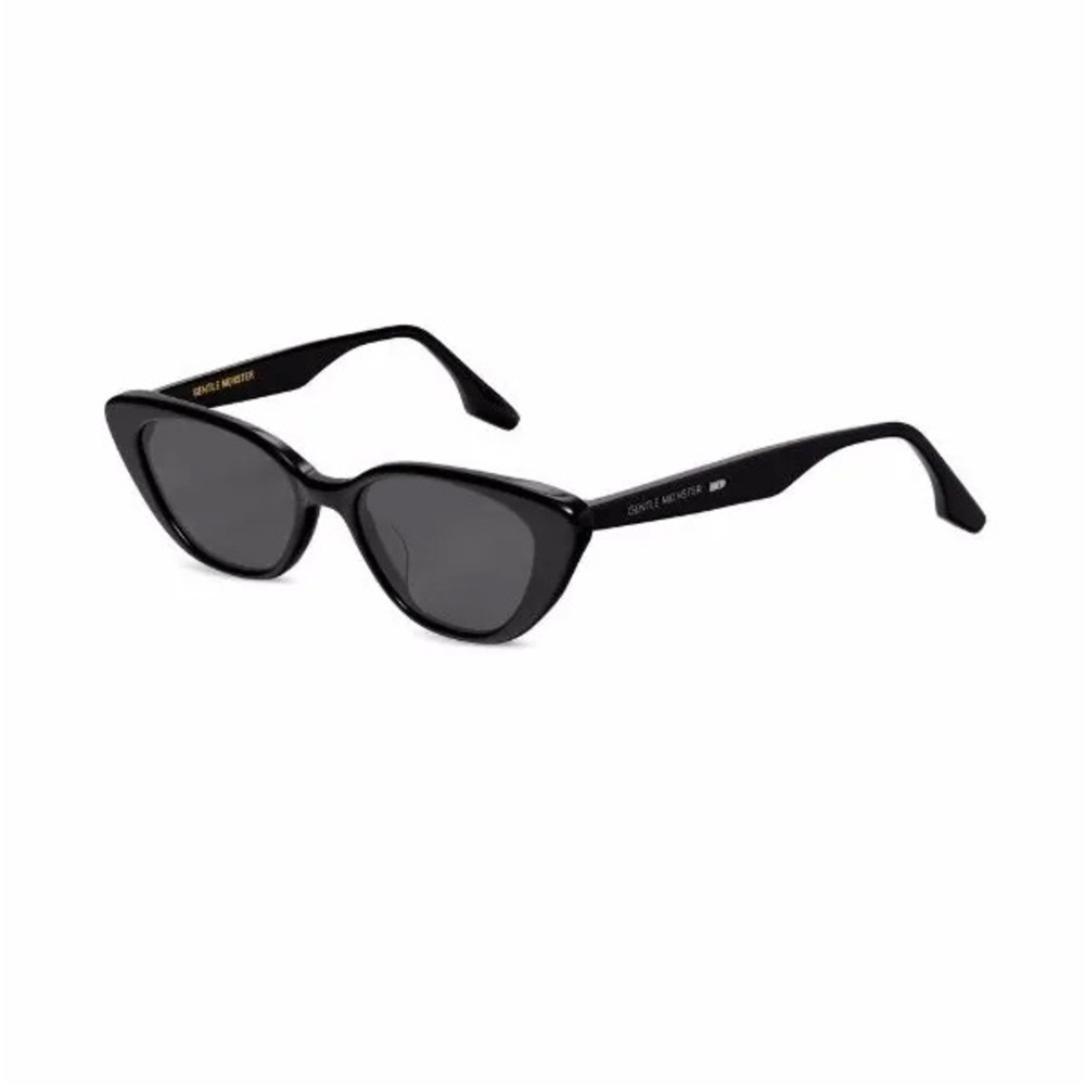 Gentle Monster Crella 01 black cat eye sunglasses slim